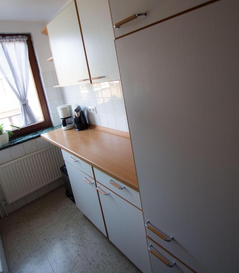 Ferienwohnungen-Neue-Tiefe-Wohnung-Kleiderbuegel Neue Tiefe Fehmarn المظهر الخارجي الصورة