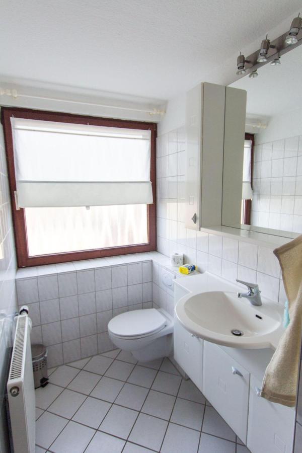 Ferienwohnungen-Neue-Tiefe-Wohnung-Kleiderbuegel Neue Tiefe Fehmarn المظهر الخارجي الصورة